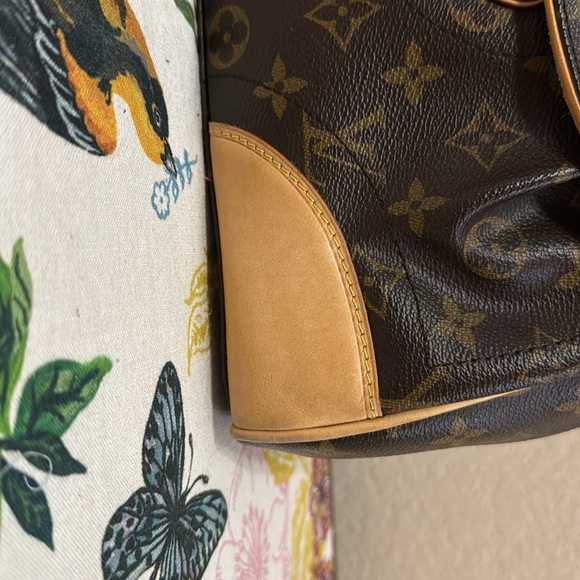 Louis Vuitton The Beverly MM in Monogram - Picture 12 of 16